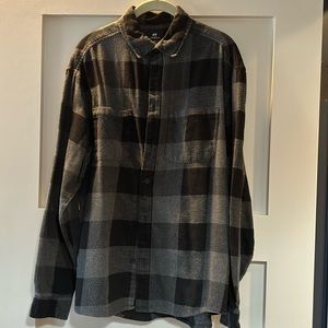 H&M Men’s Small Black/grey checked flannel shirt